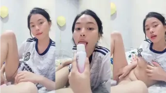 Viral Alisya Fazilin Colmek Pake Botol Video by KingBokep Viral Alisya Fazilin Colmek Pake Botol Video by KingBokep