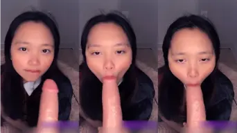 POV Ambiyah Ngemut Dildo Bentuk Kontol Video by TXXX