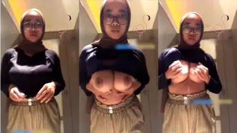 PAP Hijaber Toge Remas Toket Video by PornHub