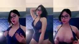 Julia Lea Show Uting Coklat Mulus Video by PlayBokep Julia Lea Show Uting Coklat Mulus Video by PlayBokep