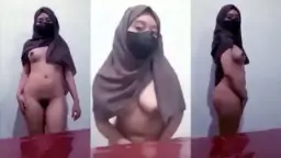 Ukhty Cantik Bugil di Depan Kamera Video by YouPorn