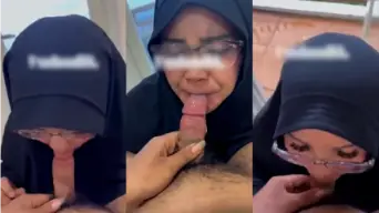 Tante Hijab Sepongannya Mantap Bener! Video by Eporner