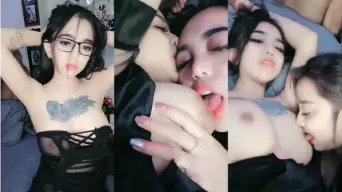 Dua 4_BG Cantik Lesbian di Hotel Video by PornTrex