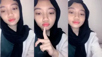 Rarah Hijaber Cantik Binal Menggoda Video by simontok