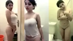 Babyferosa Live Mandi Basah Video by BebasIndo