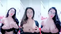 Riyanti Cantik Berkacamata Remas Toket Gede Video by BokepHUB Riyanti Cantik Berkacamata Remas Toket Gede Video by BokepHUB